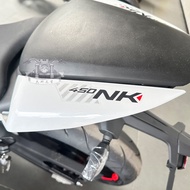 CFMOTO 450NK กันรอยหลังรถจักรยานยนต์ แผ่นกันกระแทกไฟท้าย เปลือกป้องกันตัวรถจักรยานยนต์ พลาสติก อุปกร