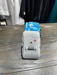 agnes b.sport可調整十字固定行李箱捆綁帶彈性密碼鎖限量