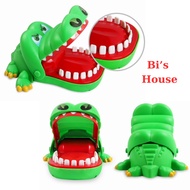 Fun Hand Biting Crocodile Toy - Crocodile Teeth Toy