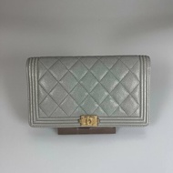 CHANEL BOY 對開長夾荔枝灰 保卡款22開