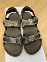 Columbia 涼鞋
