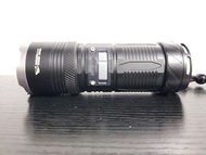 充電強光手電筒