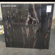 granit 60x60 Lauren gold motif marmer