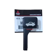 ORIGINAL MITSUBISHI EVOLUTION 3 CE9A TRUNK KNOB