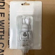<Ohtoys> Rabbrick chrome white 100% 白色 全1款 Be@rbrick 招財貓 Bearbrick VAG 400% 兔仔 千秋 kaws 