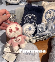 多啦A夢 親子裝睡衣 多啦美 床單 鯊魚夾 化妝袋 掛件 吊飾 日本 鎖匙扣 限量版 毛公仔 鑰匙圈 叮噹 豆沙包 隨意門 毛巾 長袖 睡裙 狗仔衫 貓咪衫 竹蜻蜓 拖鞋 帆布袋 粉紅色 情侶衫 ge