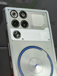 Redmagic 11S Pro 
全新未開封 原裝國際版  
紅魔 11S Pro 遊戲電競手機  16+512GB 透明黑 透明銀   
高登門市現貨 無須等訂購    
舊機 Trade in 