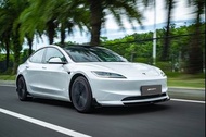 Tesla Model 3 Highland Akasaka 包圍