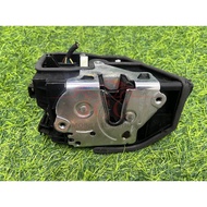 BMW X3 (F25) DOOR LOCK (F/RH) [2G-6C-G42]