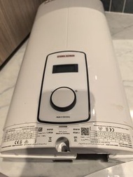 斯寶亞創Stiebel Eltron DHB-E18/21/24LCD 電子恆溫 三相即熱式電熱水爐