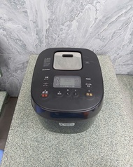 Nồi cơm điện nội địa cao tần IH Iris Ohyama dung tích 1.8L date cực cao 2024