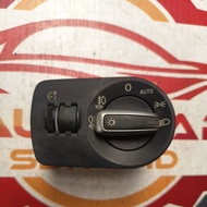 Audi Q3 headlamp switch control used