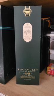 Lagavulin 16 Years White Horse Distillers
