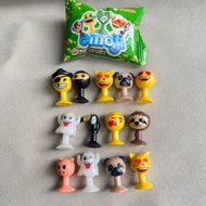 Ninja Pirate Heart Eyes Pug Ghost Figure Emoji Suction Blind Bag Model