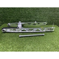 Y15zr cnc swing arm ( cutting hypertech) + 2 inch monster Hunter
