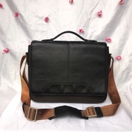 PRIA Esquire Men's Sling Work Bag