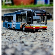 Bus toy  Singapore ,service 858