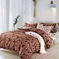 SET CADAR BERCORAK COMFORTER ( 7 IN 1 ) Size QUEEN