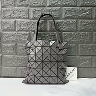 BAOBAO 三宅一生 幾何菱格7x7手提包