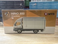 TINY HINO 300 MTR 貨車(日野300）