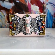TIMBEE LO 粉紅色宗教風立體天使娃娃嬰兒水晶寶石手提盒鍊子包包