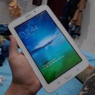 Samsung Galaxy Tab 3v 3 v seken bekas