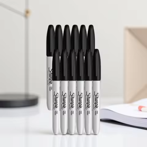 Sharpie Permanent Markers Set, Quick Drying And Fade Resistant Fine Point Marker For Wood, Plastic, 