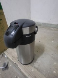 Tiger 虎牌 氣壓式不銹鋼保溫壺 2.2L/3L 二手 良好 氣壓泵正常」；