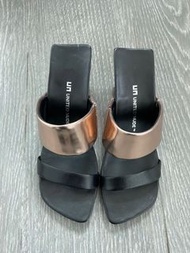 United Nude黑金高跟鞋 black golden heels