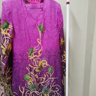 Pre-loved Baju Kurung Bercorak Batik Manik