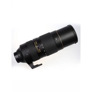 Lensa telefoto Nikon AF-S 80-400mm f/4.5-5.6G ED VR II untuk fotografi landskap dan burung.