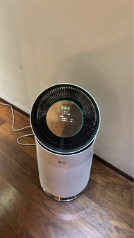 LG PuriCare Air Purifier 360 空氣清新機