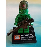 LEGO Toy Story 7595 - Green Army Medic Minifigure🔥💚 with Backpack and gun