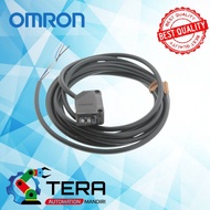 OMRON E3Z-D62 PHOTOELECTRIC SWITCH.