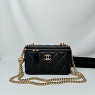 CHANEL 23p荔枝牛愛心金球長盒子