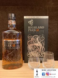 Highland Park 12 years old Whisky with two glasses