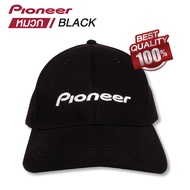 หมวกแฟชั่น หมวกผ้าอย่างดี Pioneer  สีดำและสีขาว