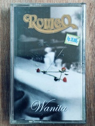 kaset pita pop Romeo wanita