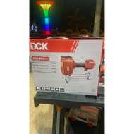 Pneumatic concrete nail gun K02-ST64C. Nails use 18-64mm. bar pressure 5-8bar. Chicken blade uses hi