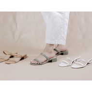 YUNA Louise 1-inch Leather Block Heels