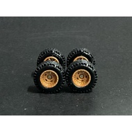 Rubber Wheels 1:64 Off Road Model Car 5 Rods Fifteen52 4*4