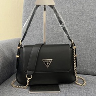 GUESS GUESS New Solid Color Chain Splicing European And American Retro Belt Decorative Shoulder Bag 