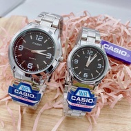 มาใหม่ล่าสุด !!!! นาฬิกา Casio (ราคาต่อเรือน)นาฬิกาข้อมือ คาสิโอ หน้าขีด สายเลส แฟชั่น ใส่ทำงาน ใส่ไปเรียน ชาย/ผู้หญิง สวย ใส่ได้ทุกวันพร้อมแ