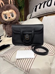 Hermes Halzan 31 Stamp C 黑色牛皮金扣 100%Authentic, 98%New 💎尖沙咀中港城門市