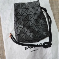 Issey Miyake 三宅一生 BaoBao 黑色牛仔水桶包
