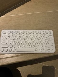 Bow 純白色藍芽鍵盤 white bluetooth wireless keyboard