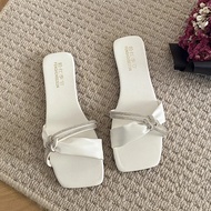 SENDAL FLAT PEREMPUAN PITA CANTIK Ilham Jaya Collection