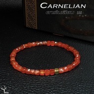 กำไลหิน " คาร์เนเลี่ยน : Carnelian " หินแท้100%  ขนาด 4mm ทรงลูกบาศก์ เจียรเหลี่ยม สร้อยข้อมือหิน หินนำโชค หินมงคล หินเสริมดวง สร้อยข้อมือหิน