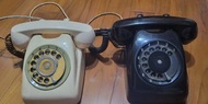 早期轉盤式電話 1台1000元 共有二台 黑色／米色