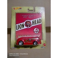 Hot Wheels Hauling Gas (Lion Head)